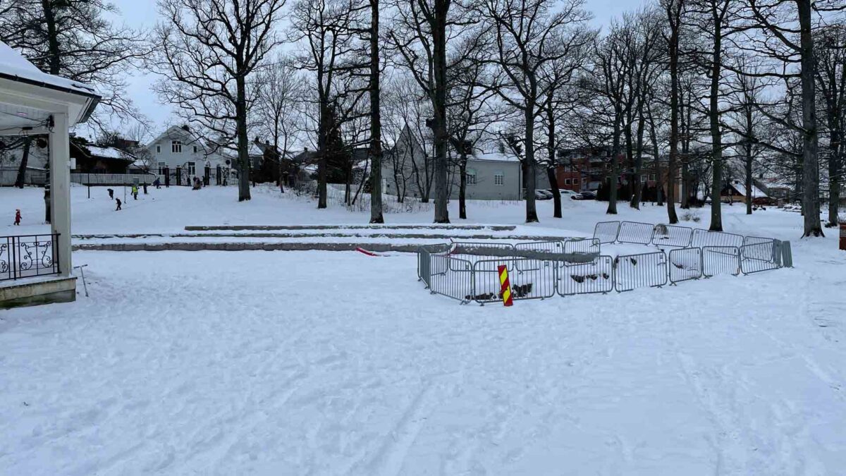 Lystlunden Park – Urban Utebane (2022) — Lystlunden Park 2022 – Kunstisbane i Horten